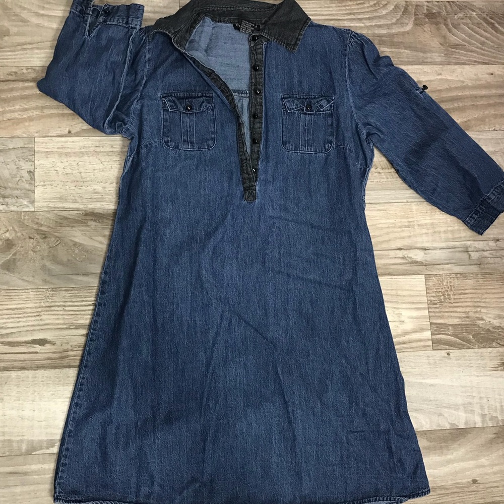 Denim blue jean dress! Gorgeous item 🎉🎉